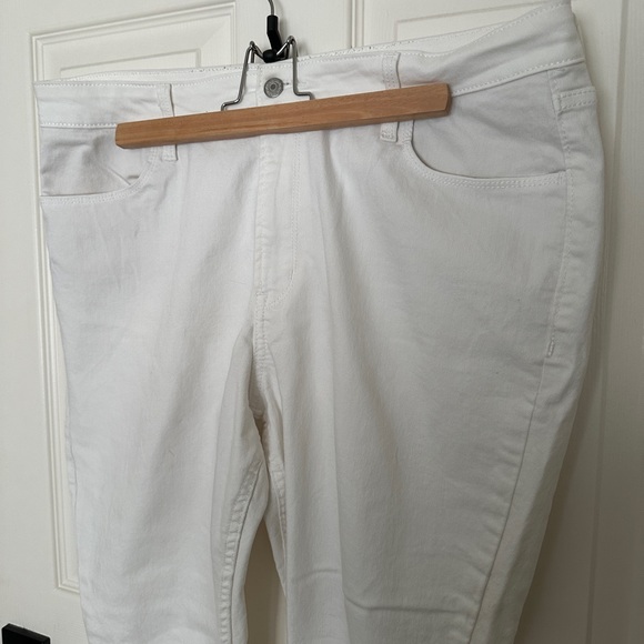 WOW High Rise Super Skinny Short Jeans - Picture 5 of 6